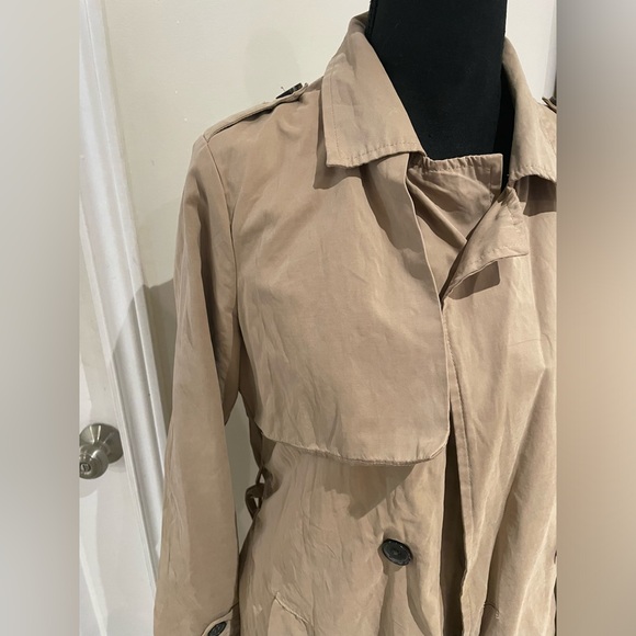 Trovare Spring trench coat - Picture 4 of 14